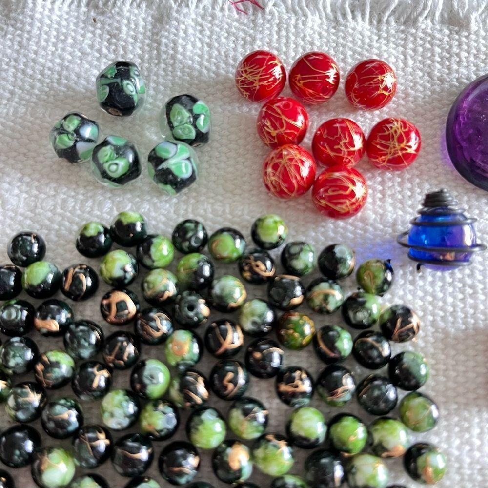 Chinese Beads & Findings Jewelry Supplies Lot - Picture 4 of 7